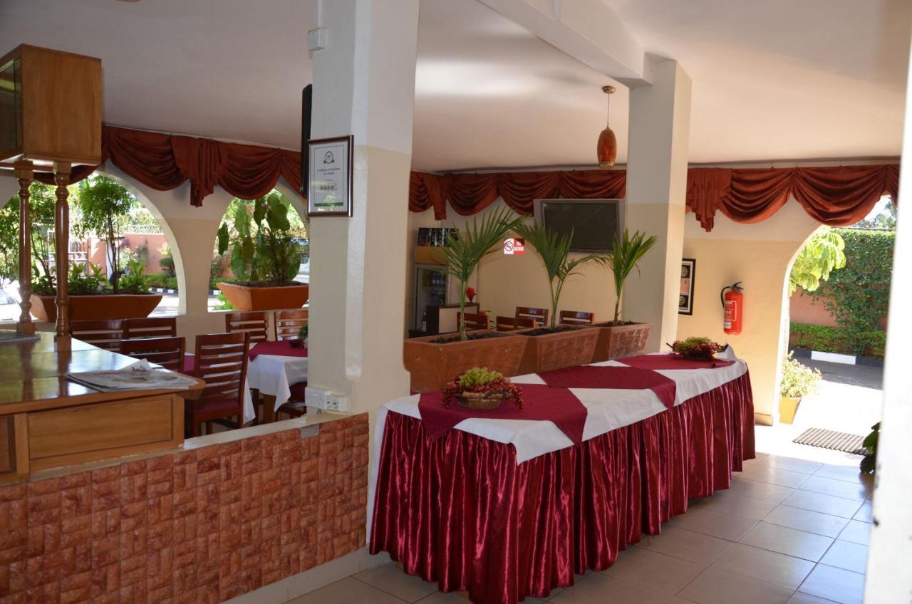 Sunset Hotel Entebbe Exterior foto